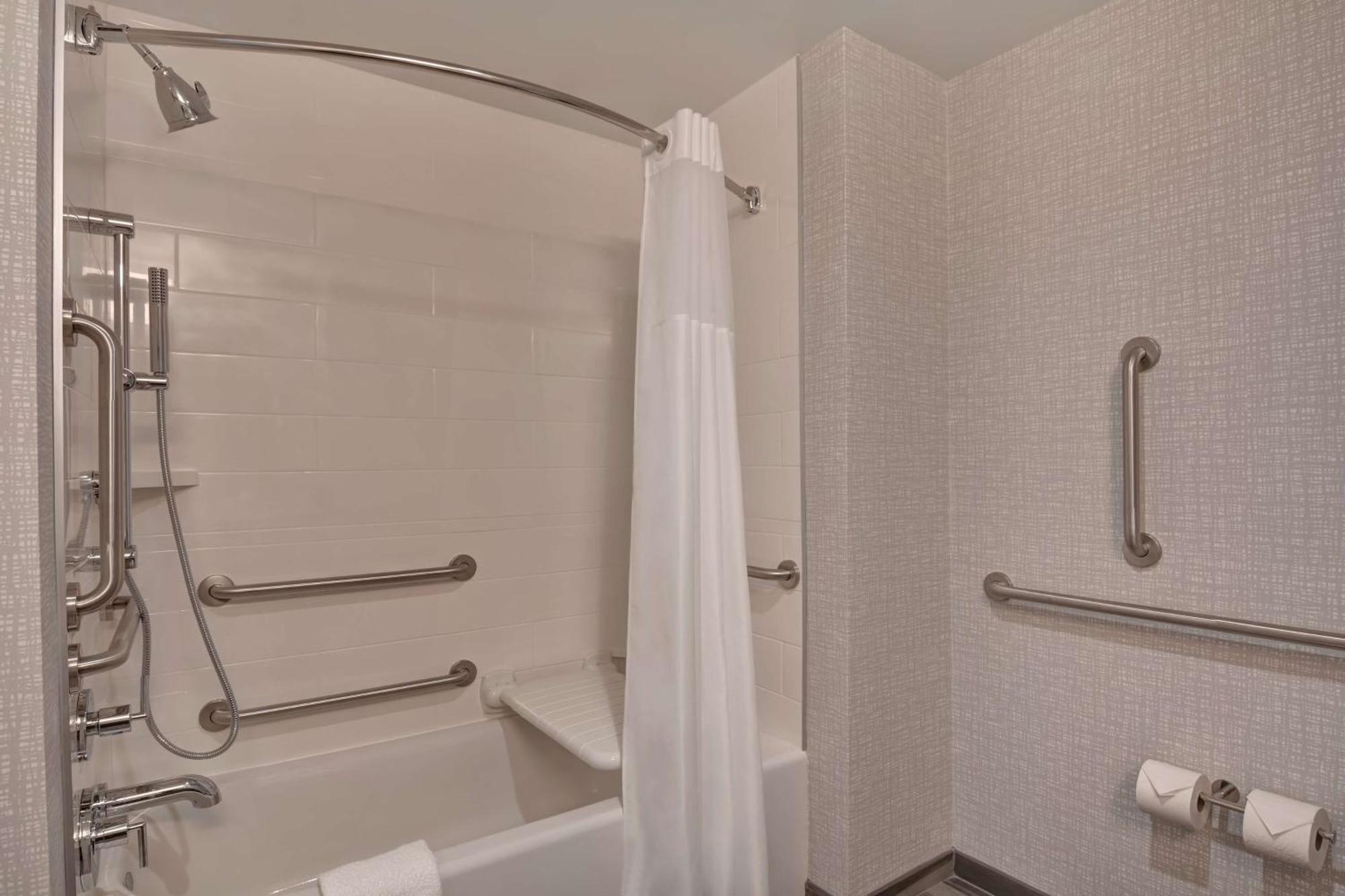 Hampton & Riverview Brandon Hotel