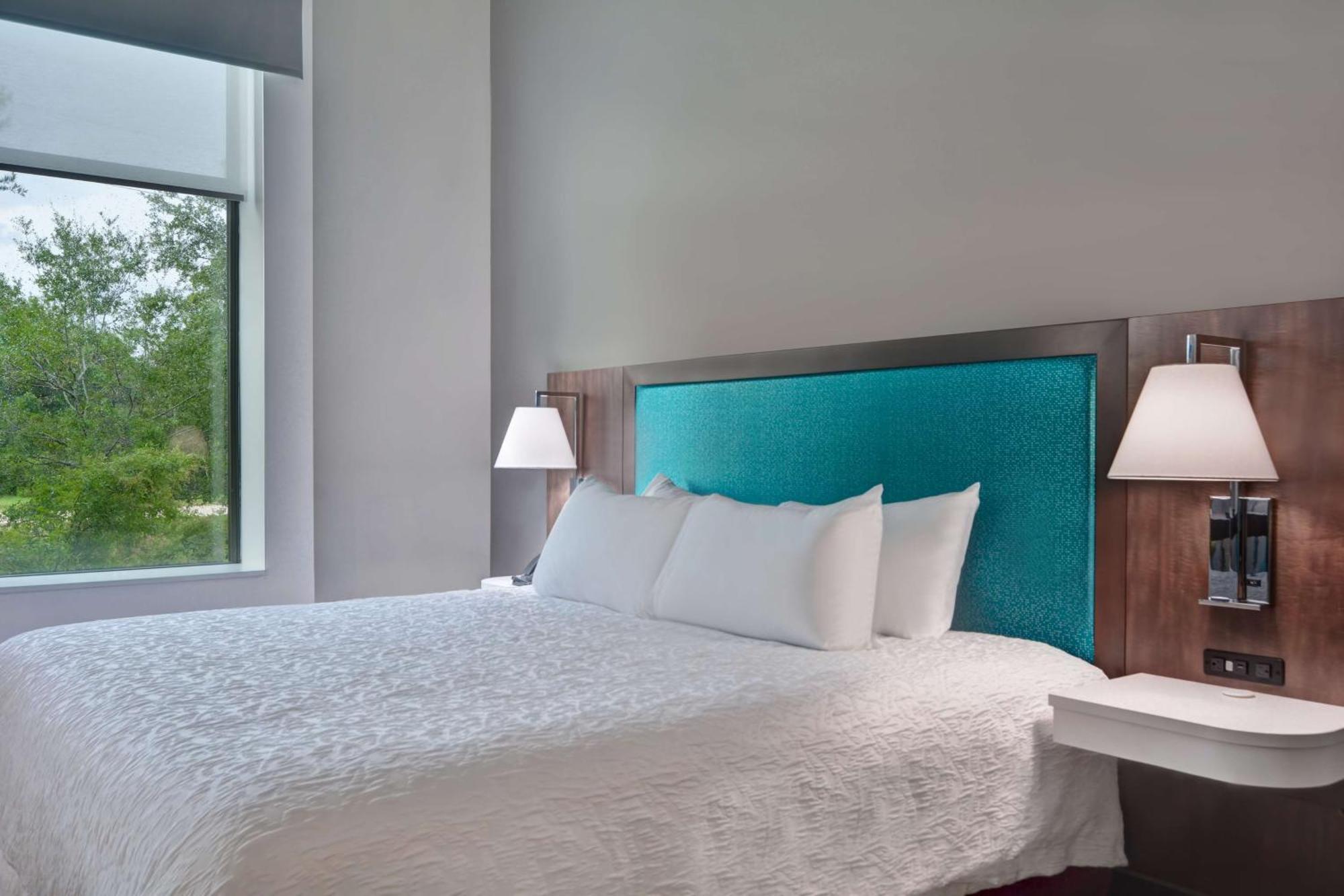 Hampton & Tampa Riverview Brandon Hotel